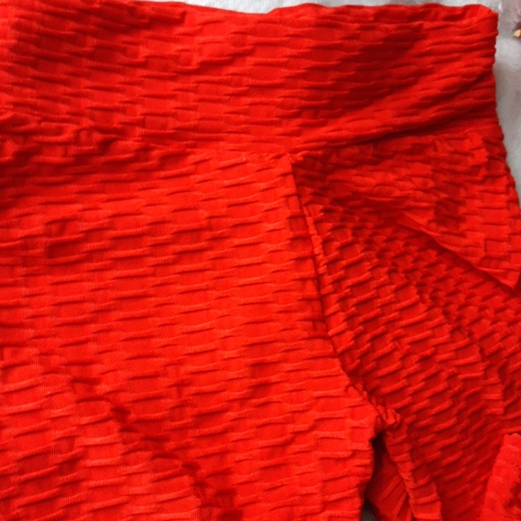 - Spandex NWT size s- yoga pants and top - Picture 4 of 5